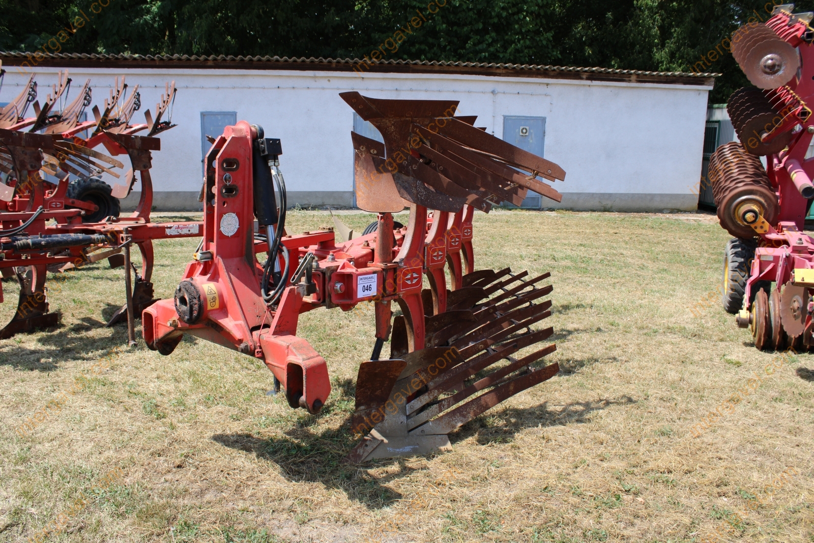 Eke - Gregoire Besson