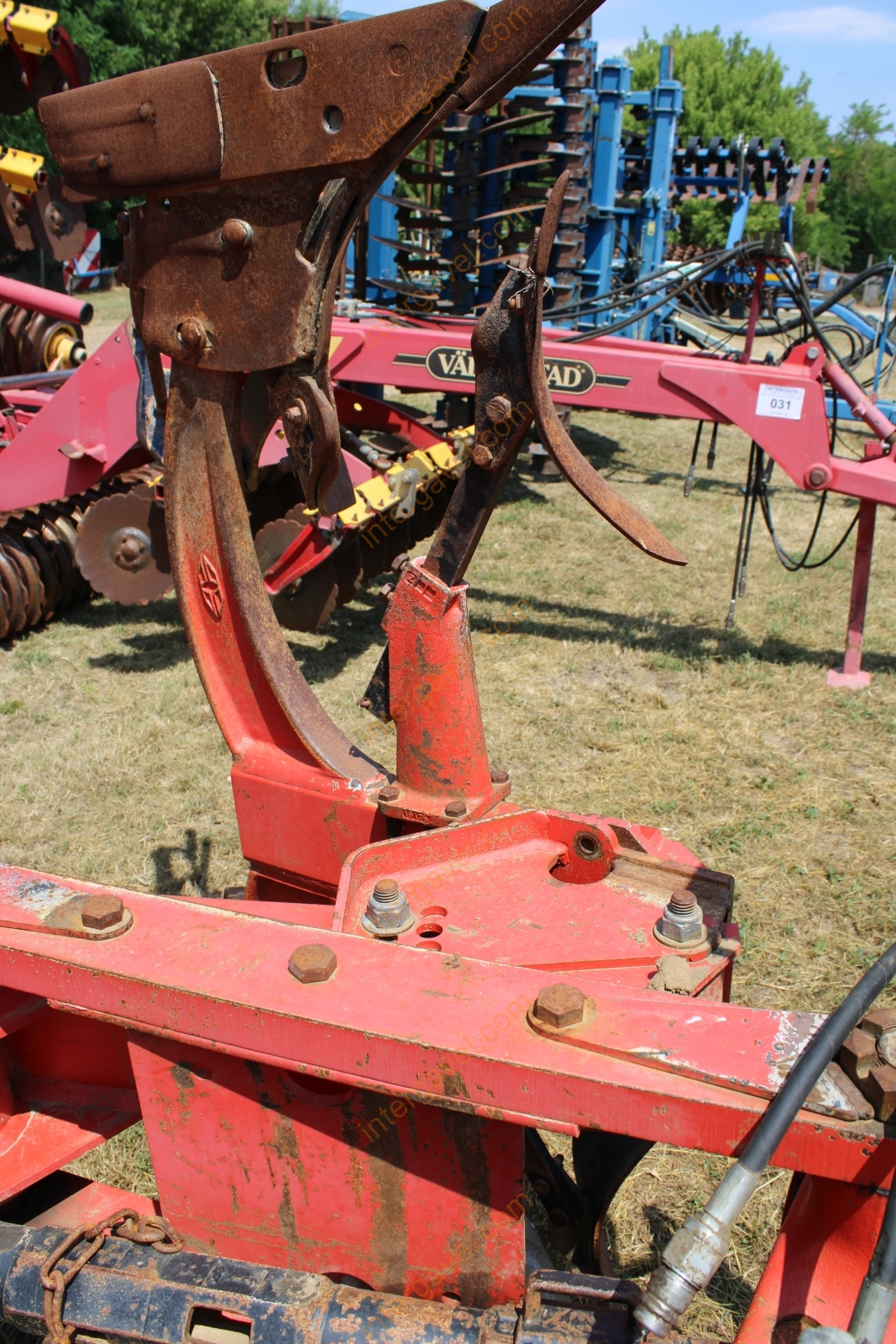 Eke - Gregoire Besson 8