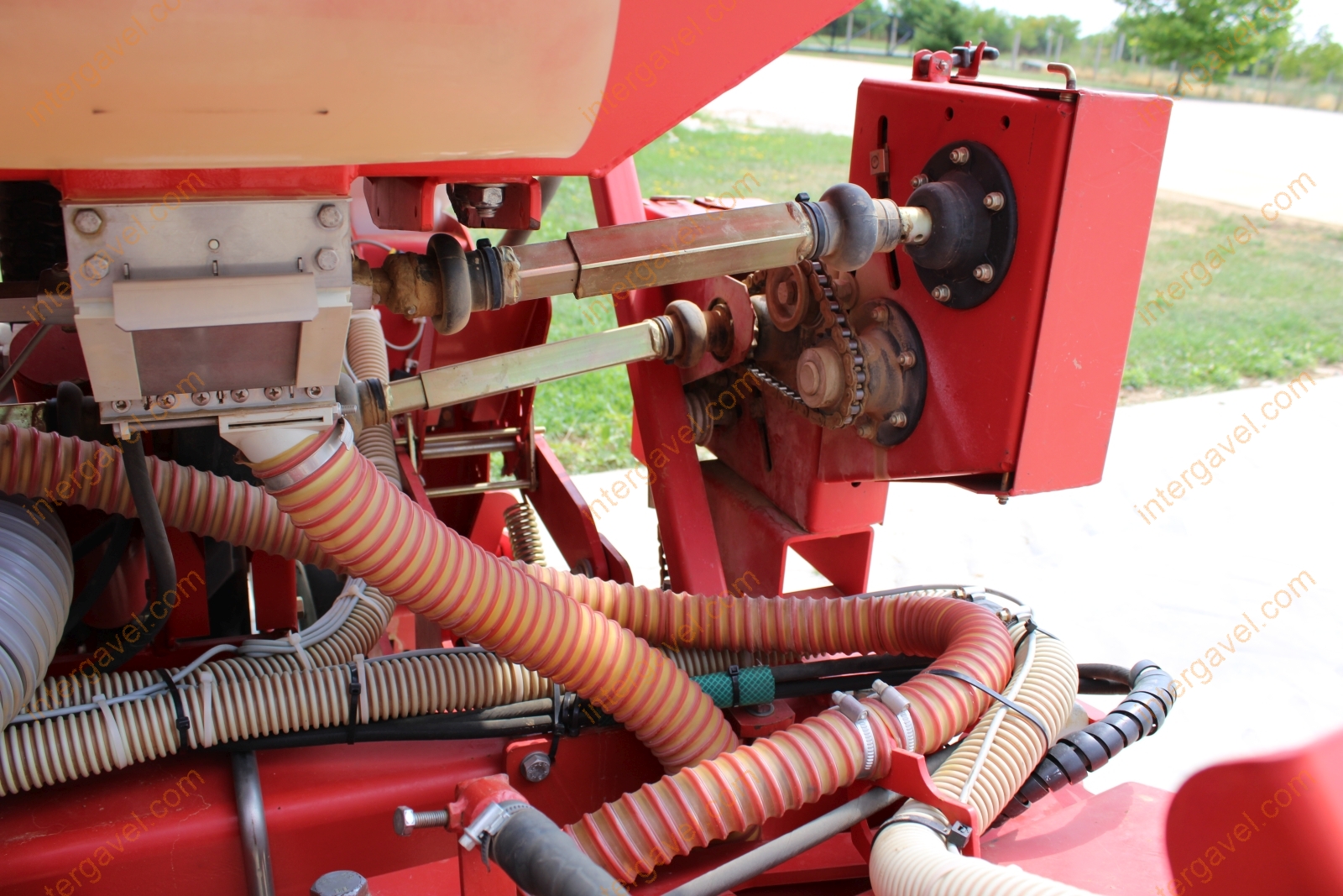 Szemenkénti vetőgép - Kverneland 23