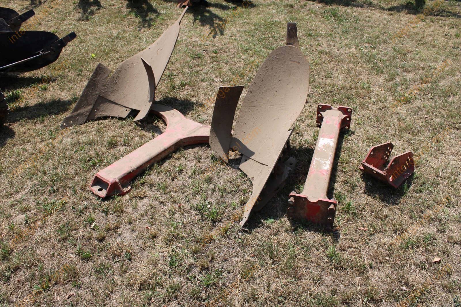 Eke - Gregoire Besson 4