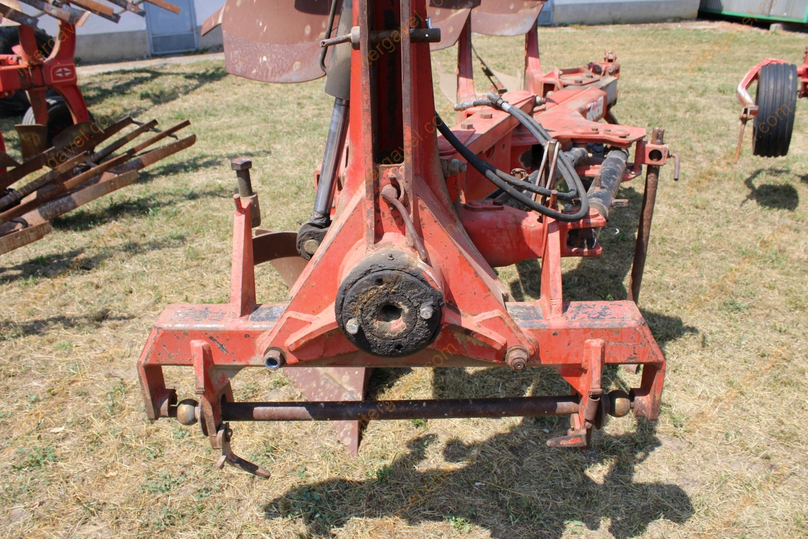 Eke - Gregoire Besson 9