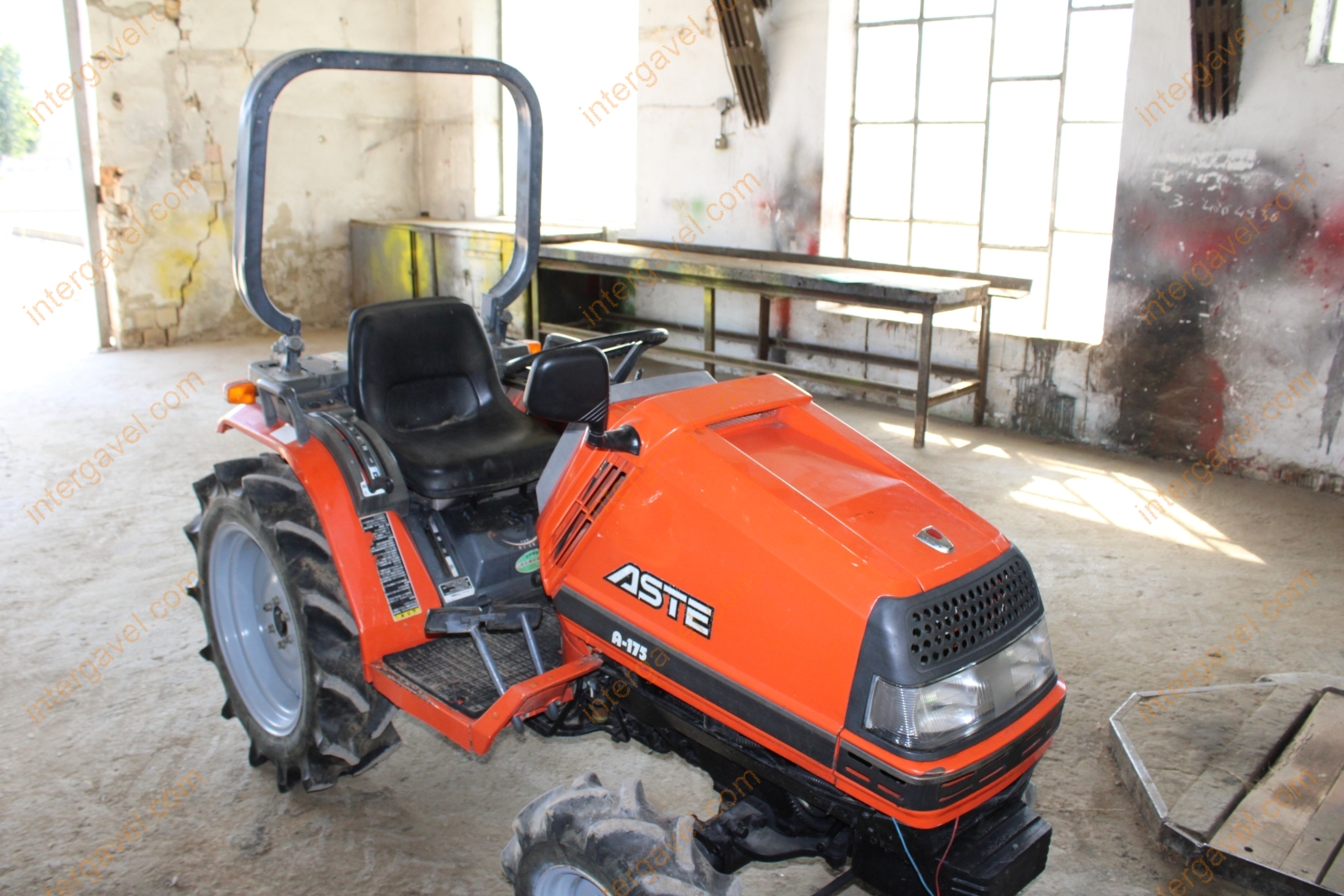 Traktor - Kubota 4