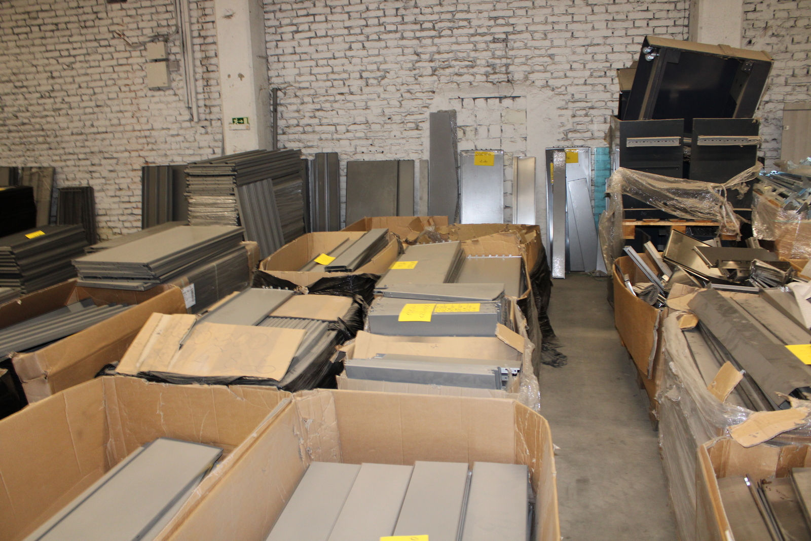 Bolti polc (1,8m) 16