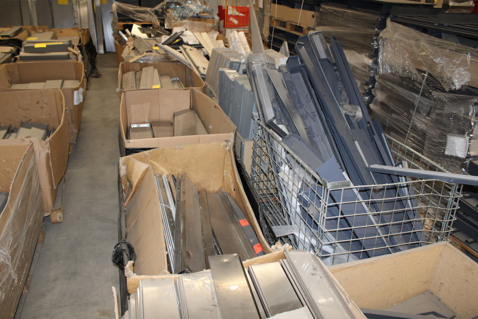 Bolti polc (1,8m) 13