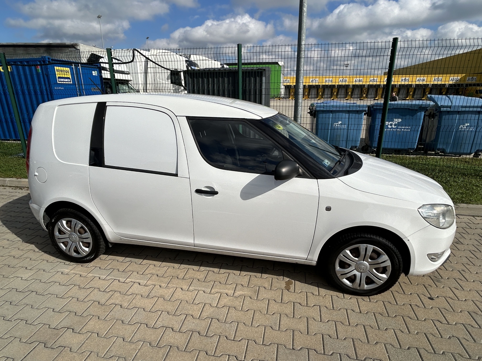 Skoda Praktik kisteherautó 3