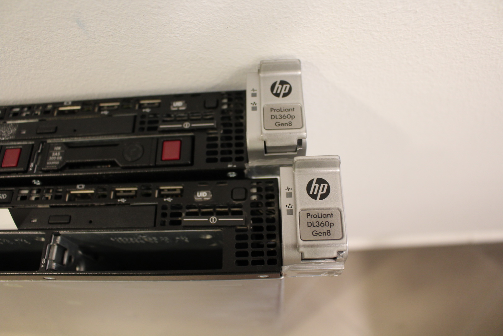 Szerver (HP ProLiant DL360p Gen8) 3