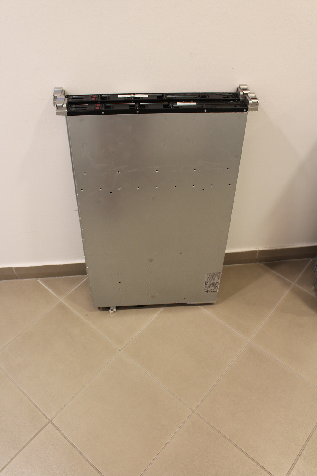 Szerver (HP ProLiant DL360p Gen8) 7