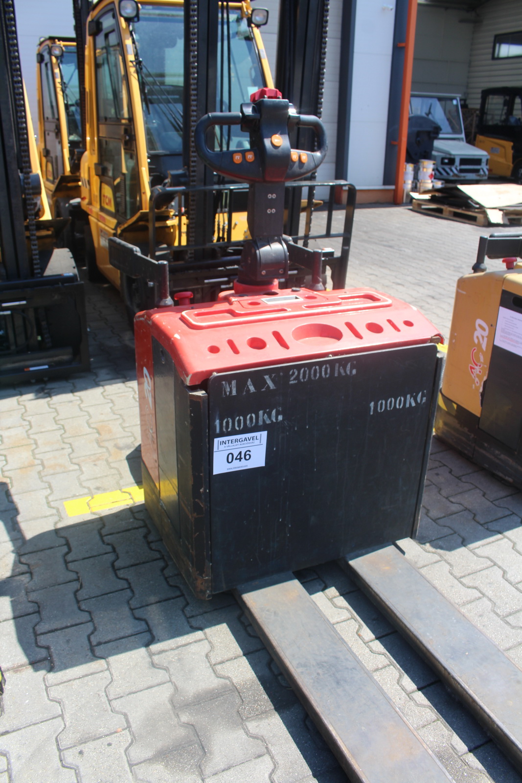 Elektromos raklapszállító targonca 2