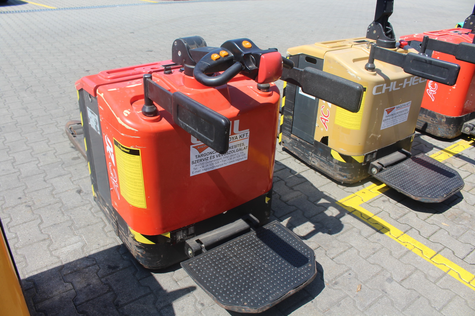 Elektromos raklapszállító targonca 6