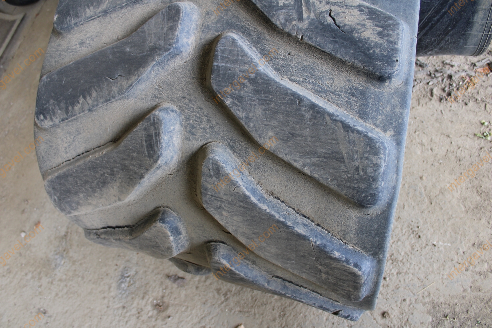 Traktor - Challenger  54