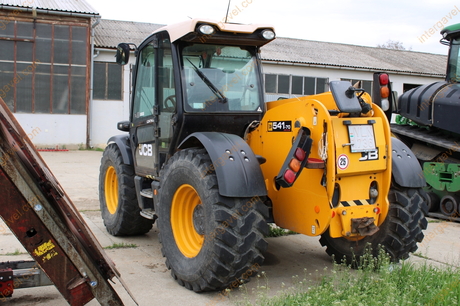 Teleszkópos rakodó - JCB 4