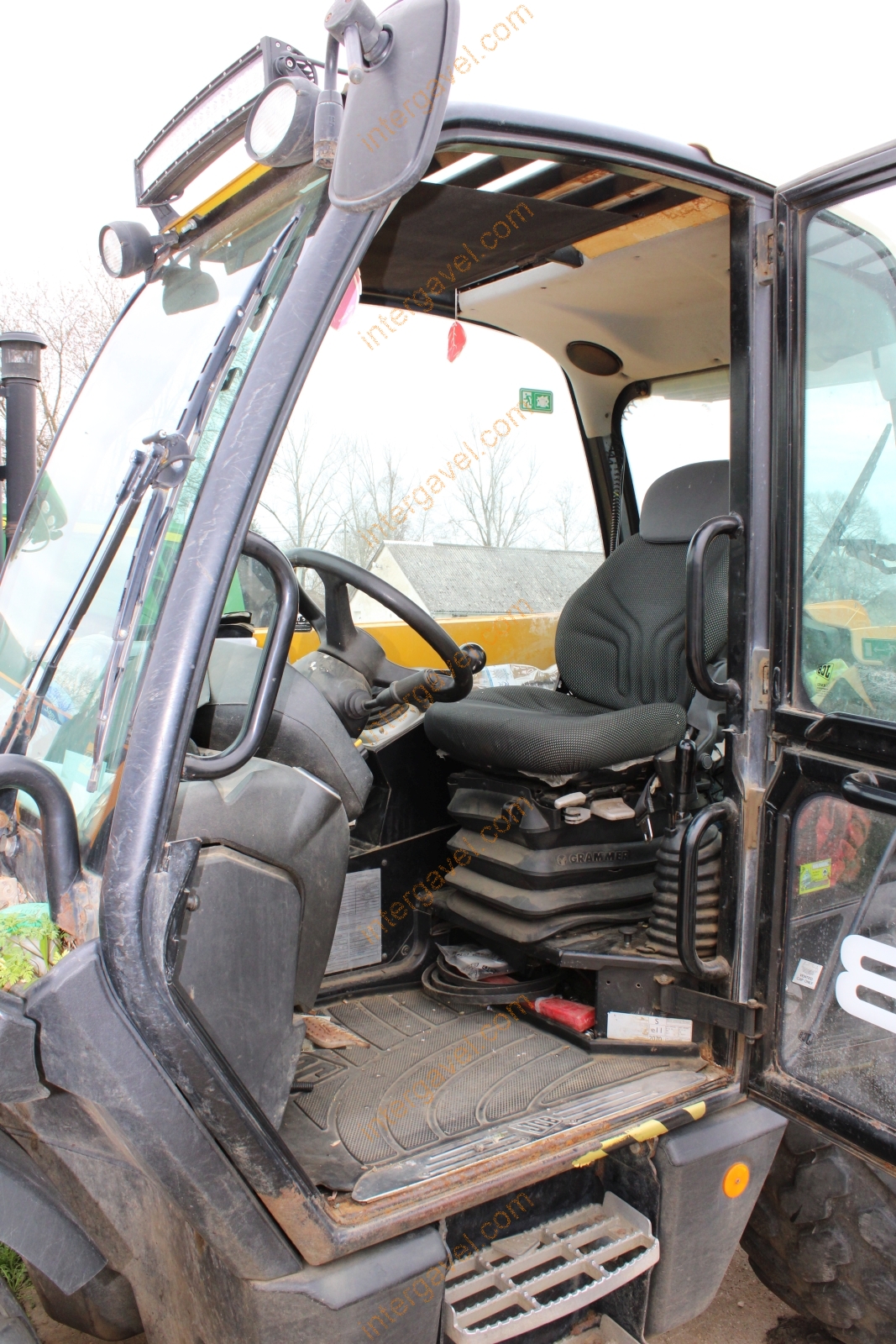 Teleszkópos rakodó - JCB 35