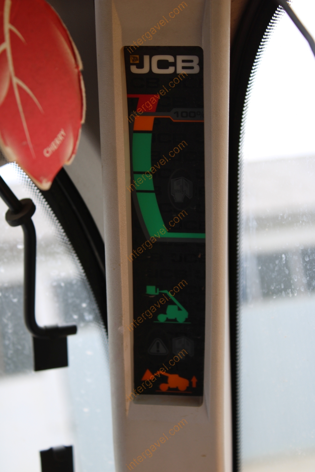 Teleszkópos rakodó - JCB 41