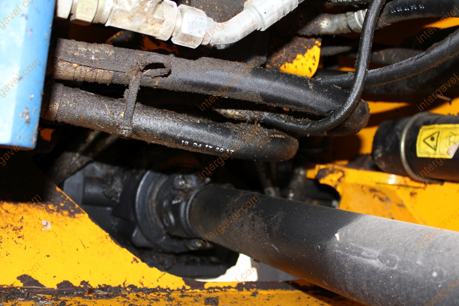 Homlokrakodó - JCB 15