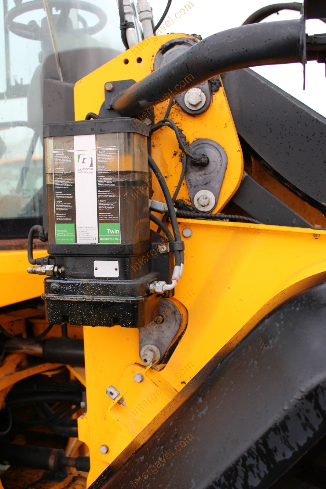 Homlokrakodó - JCB 31