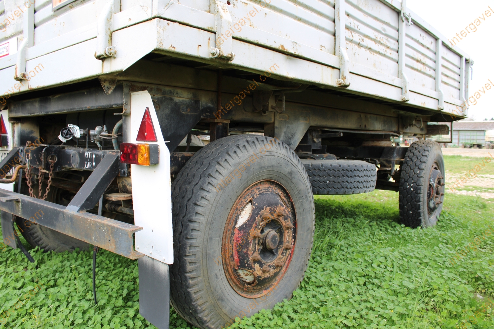 Üzemanyag szállító pótkocsi 11