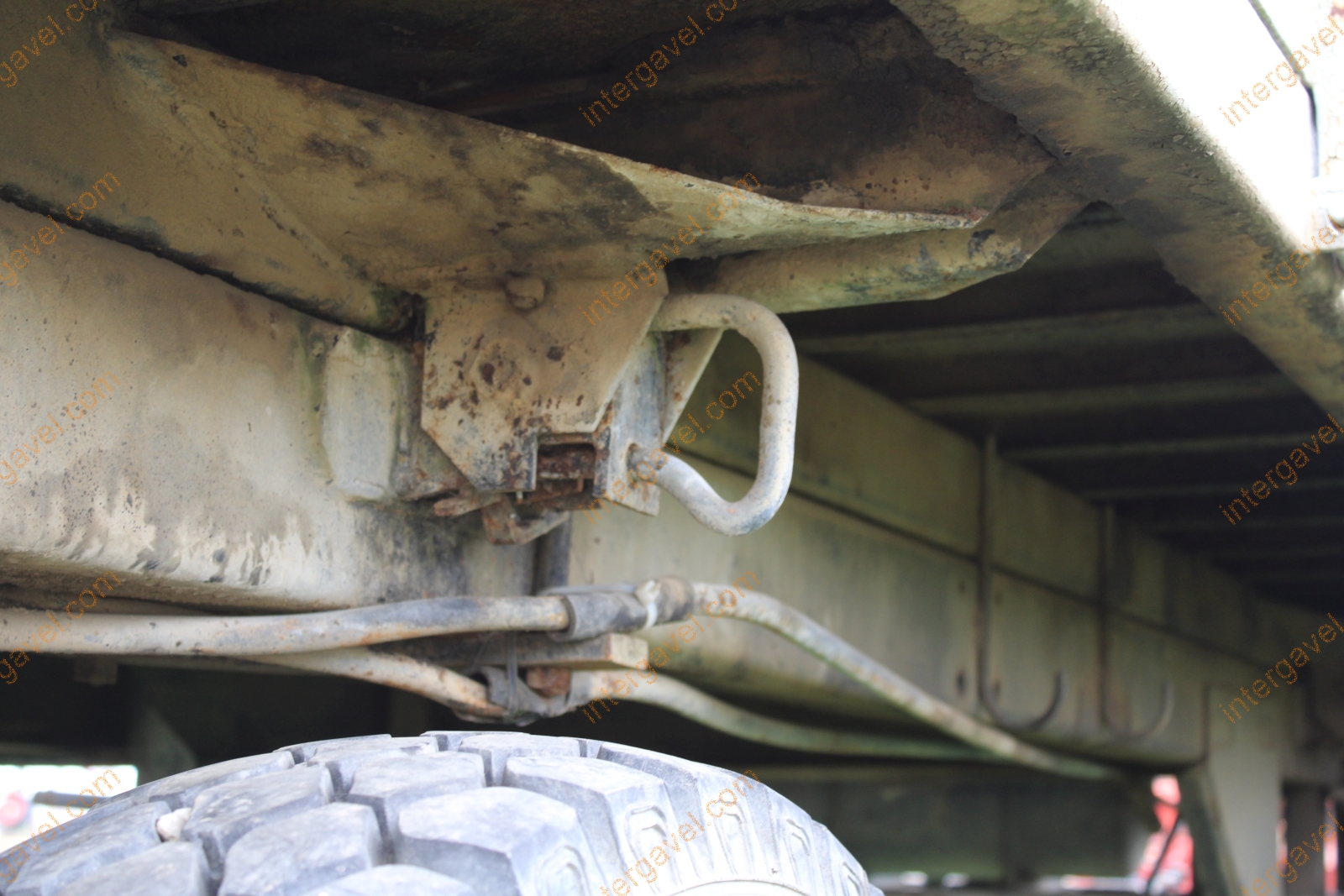 Üzemanyag szállító pótkocsi 14