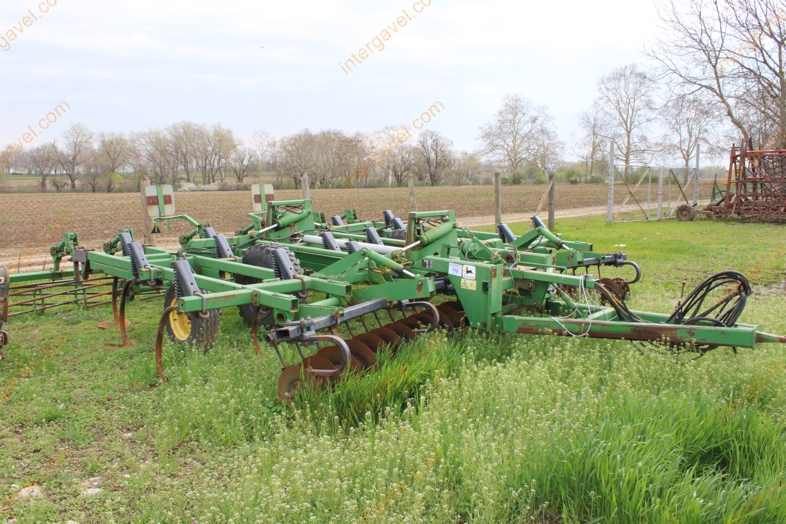 Mulcs kultivátor - John Deere