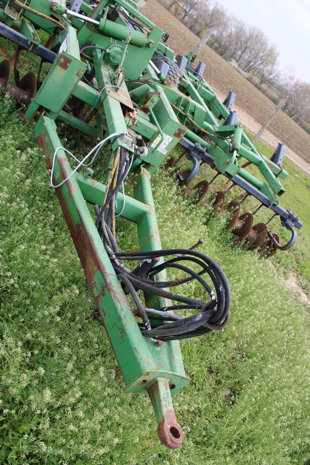 Mulcs kultivátor - John Deere 6