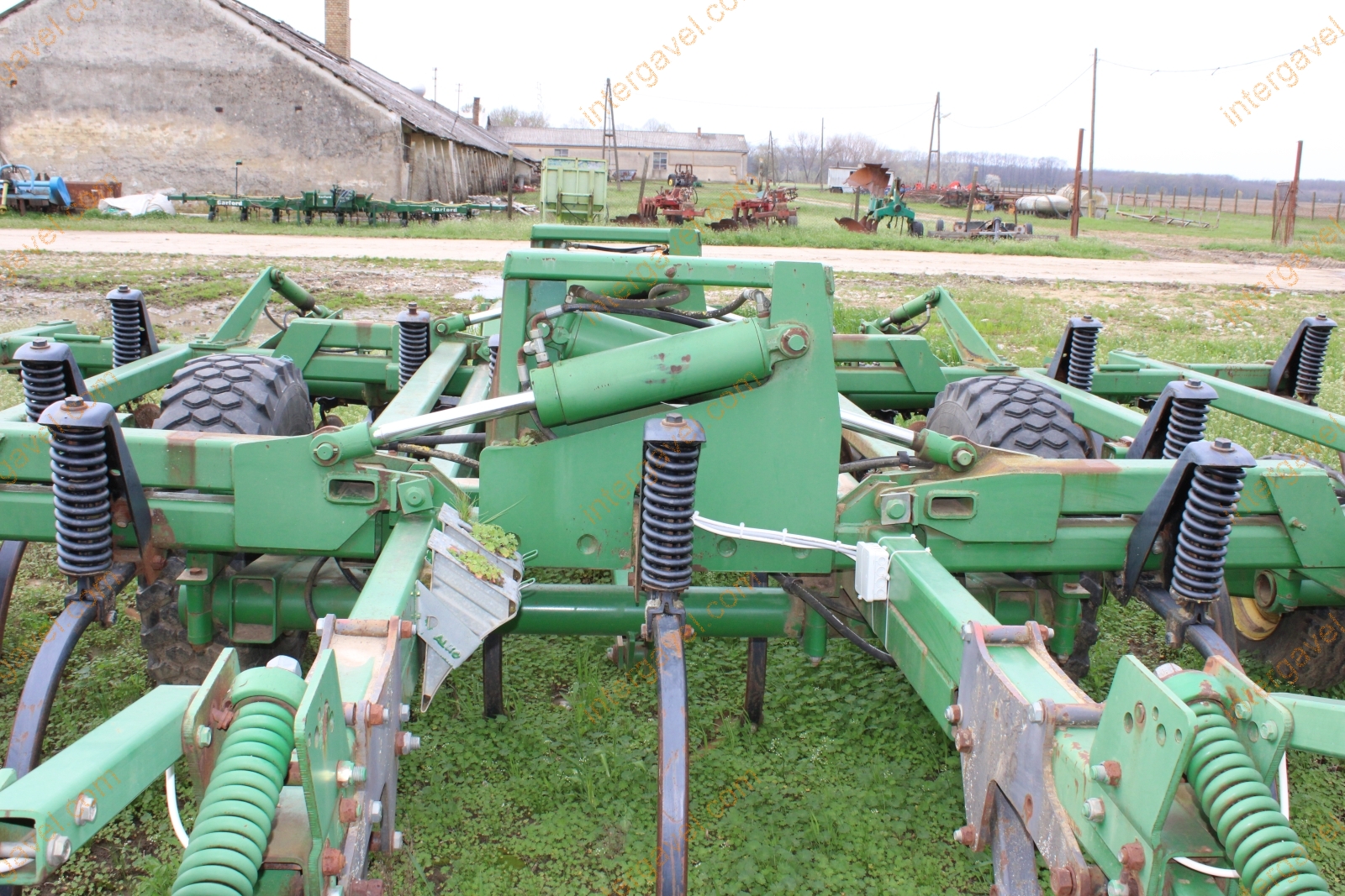 Mulcs kultivátor - John Deere 9