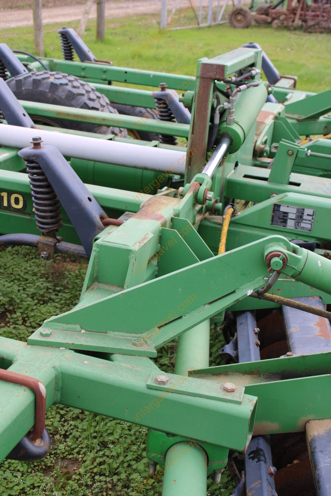 Mulcs kultivátor - John Deere 10