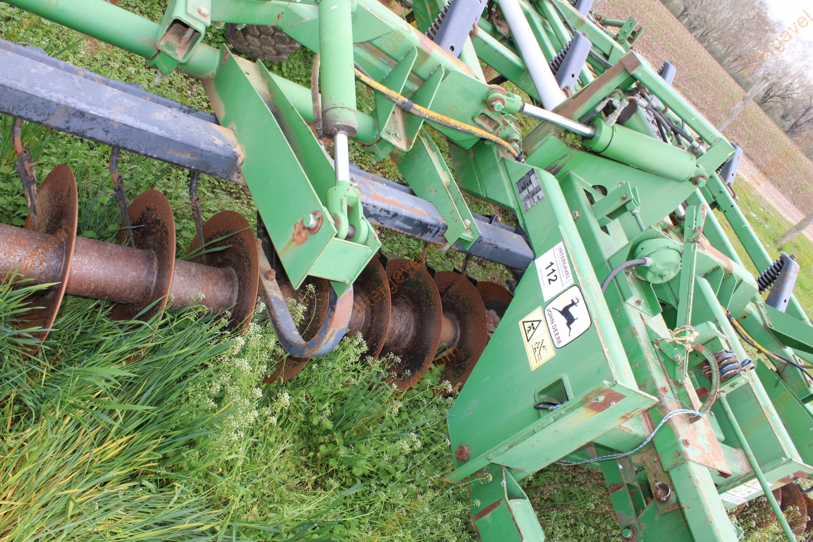 Mulcs kultivátor - John Deere 11