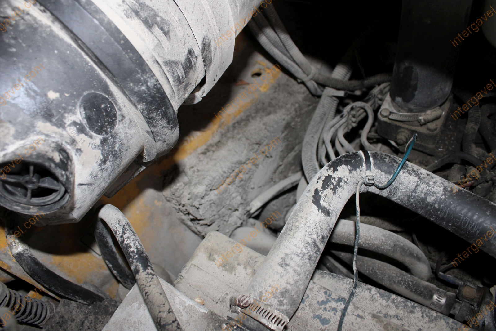 Csúszókormányzású rakodó - GEHL 14