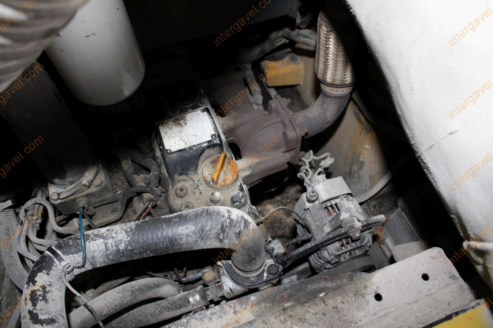 Csúszókormányzású rakodó - GEHL 15