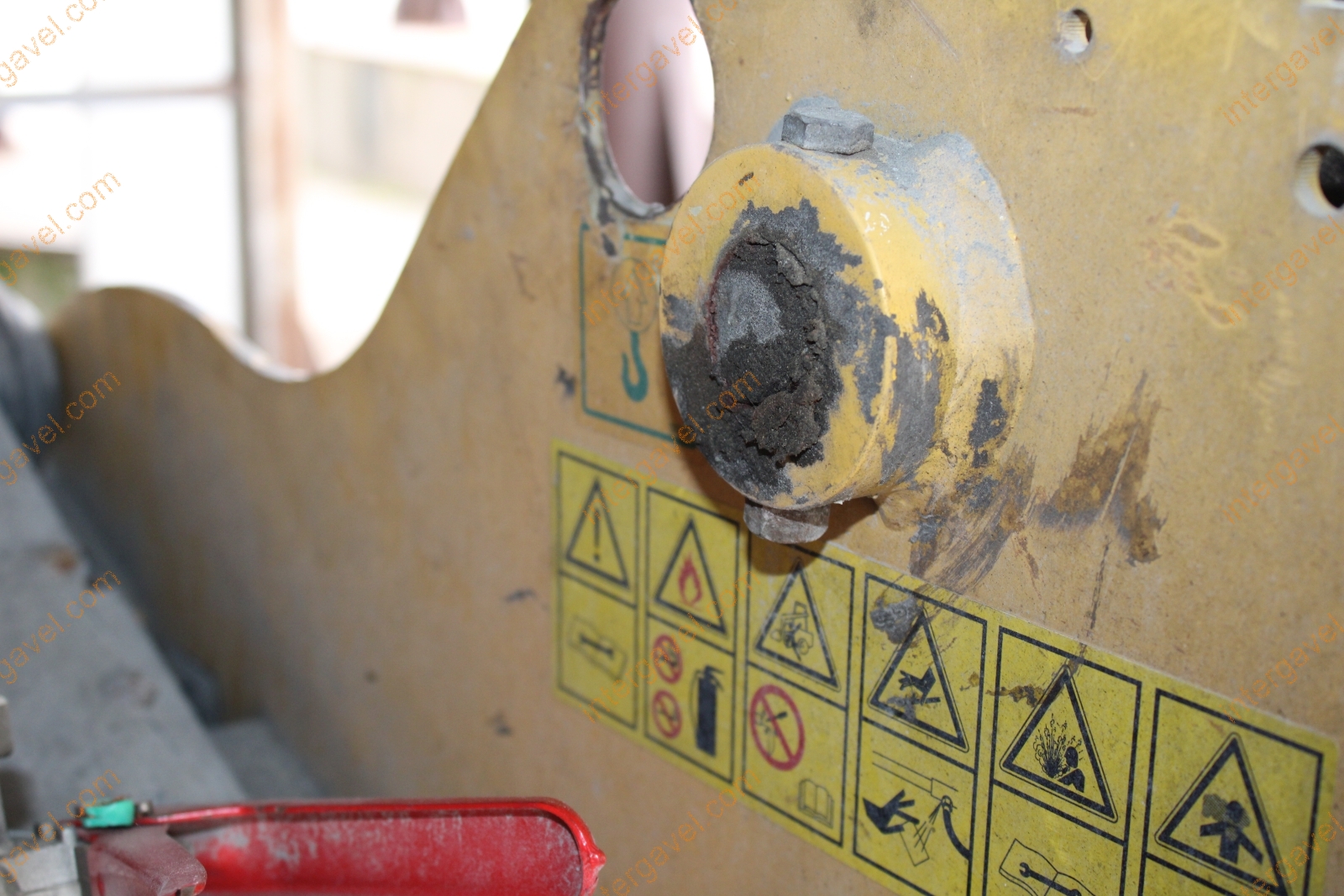 Csúszókormányzású rakodó - GEHL 18