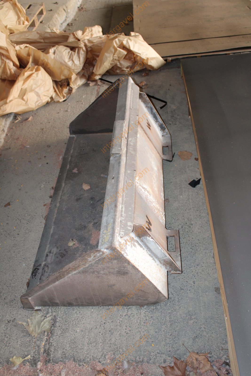 Csúszókormányzású rakodó - GEHL 29