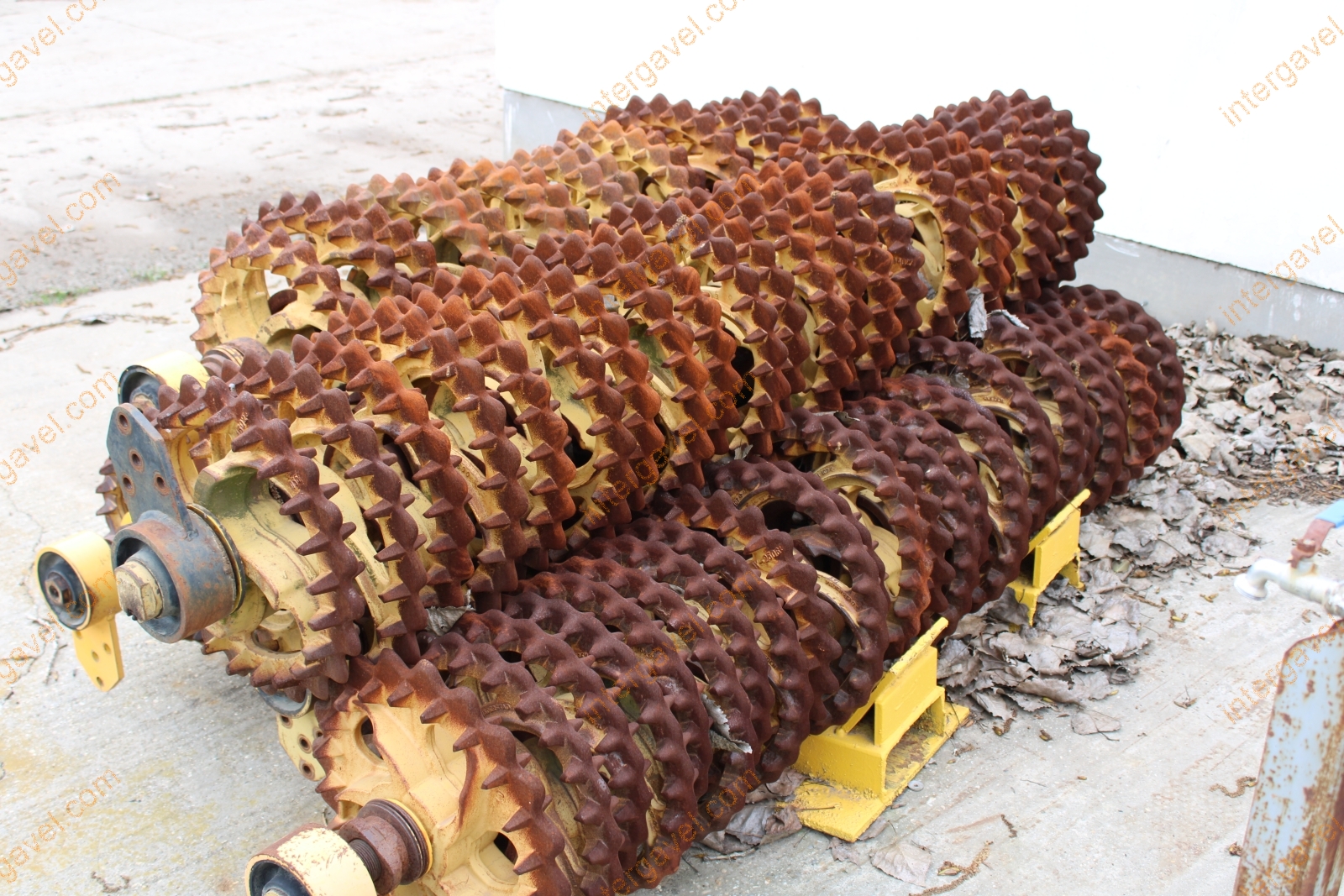 Bontott rögtörő-tömörítő (Crosskill) hengersor 3