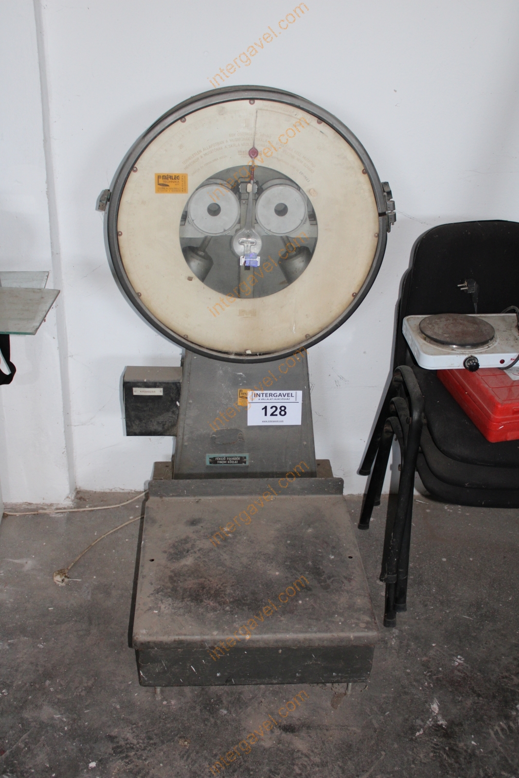 Mérleg körszámlapos