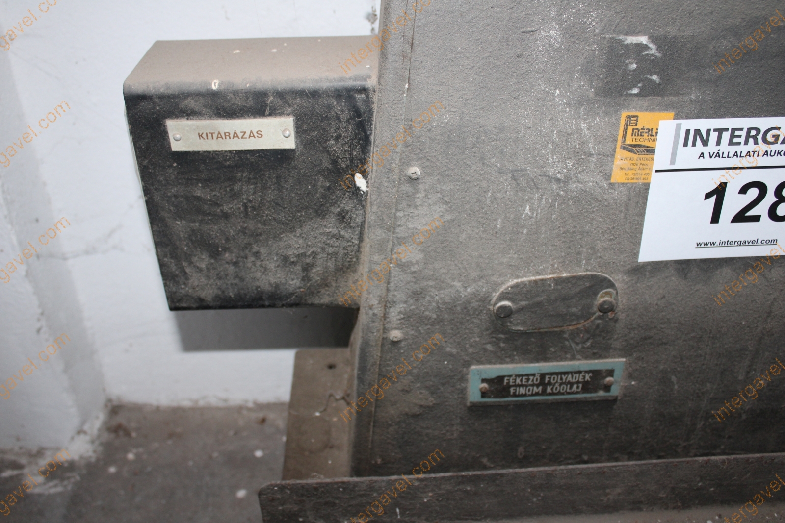 Mérleg körszámlapos 4