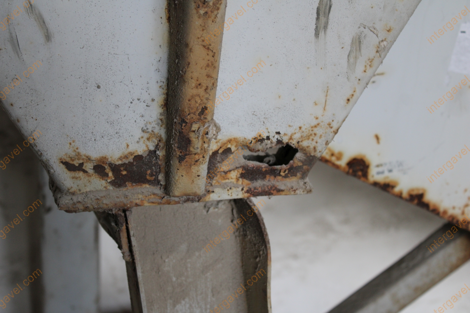 Konténertöltő berendezés 6