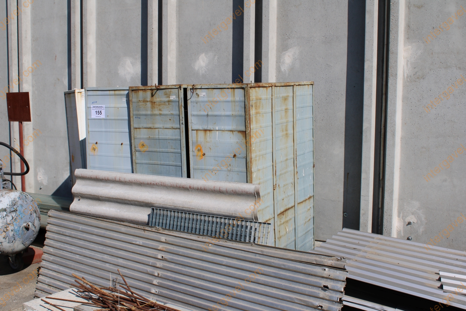 Öltöző szekrény 2