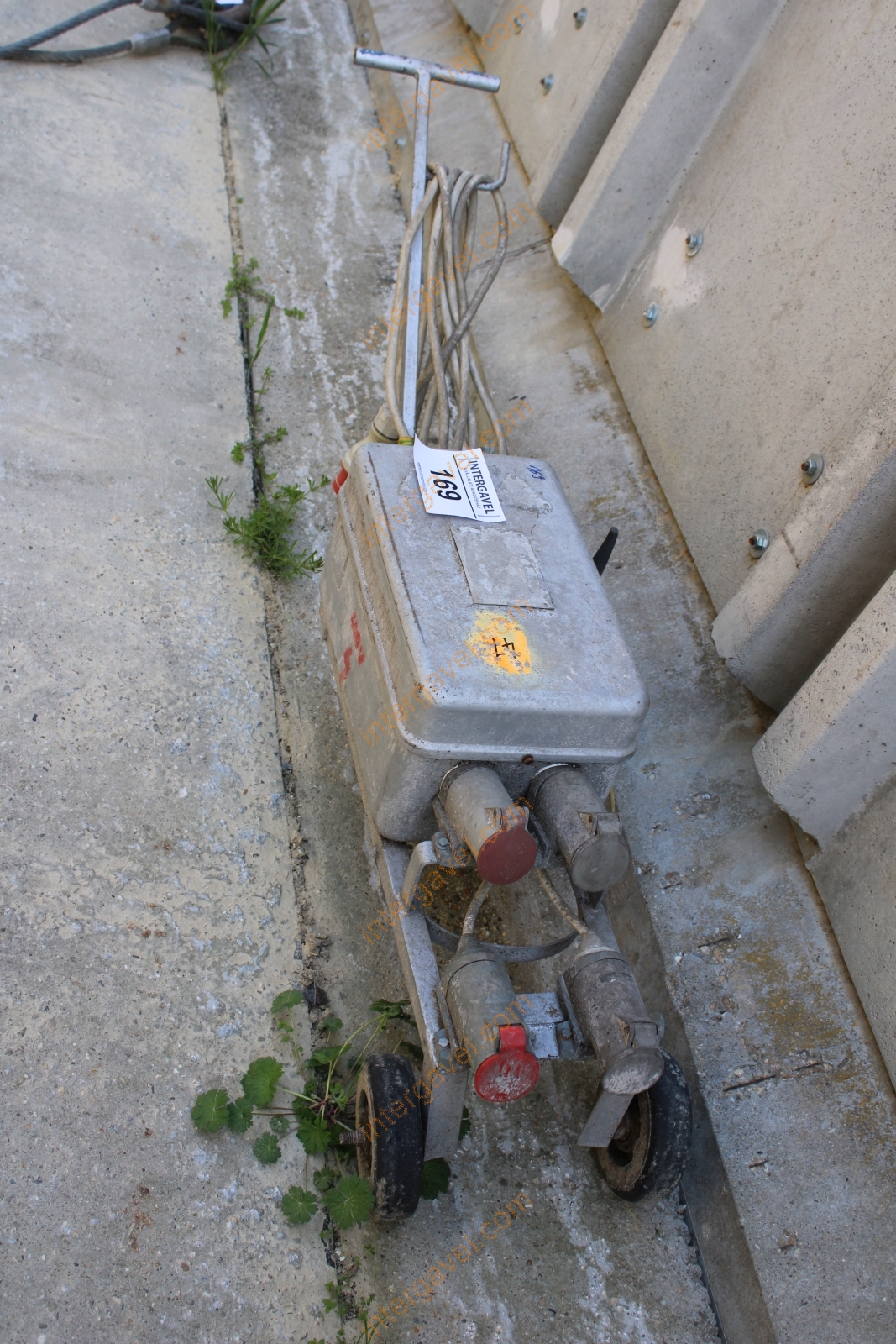 Mobil villamos elosztó 3