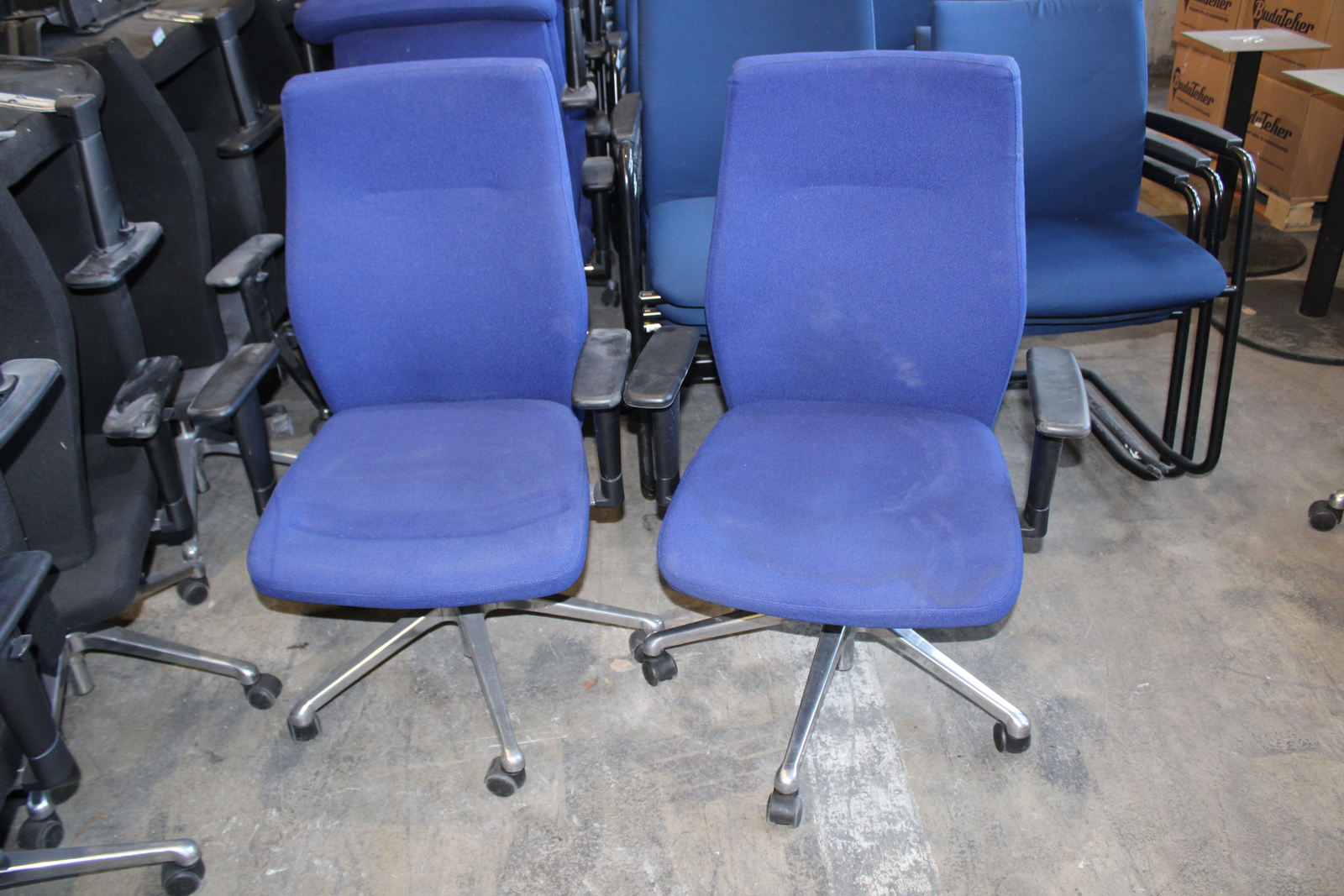 Irodai szék (Orlando-kék)