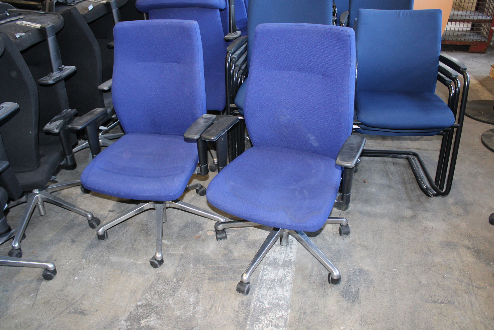 Irodai szék (Orlando-kék) 4