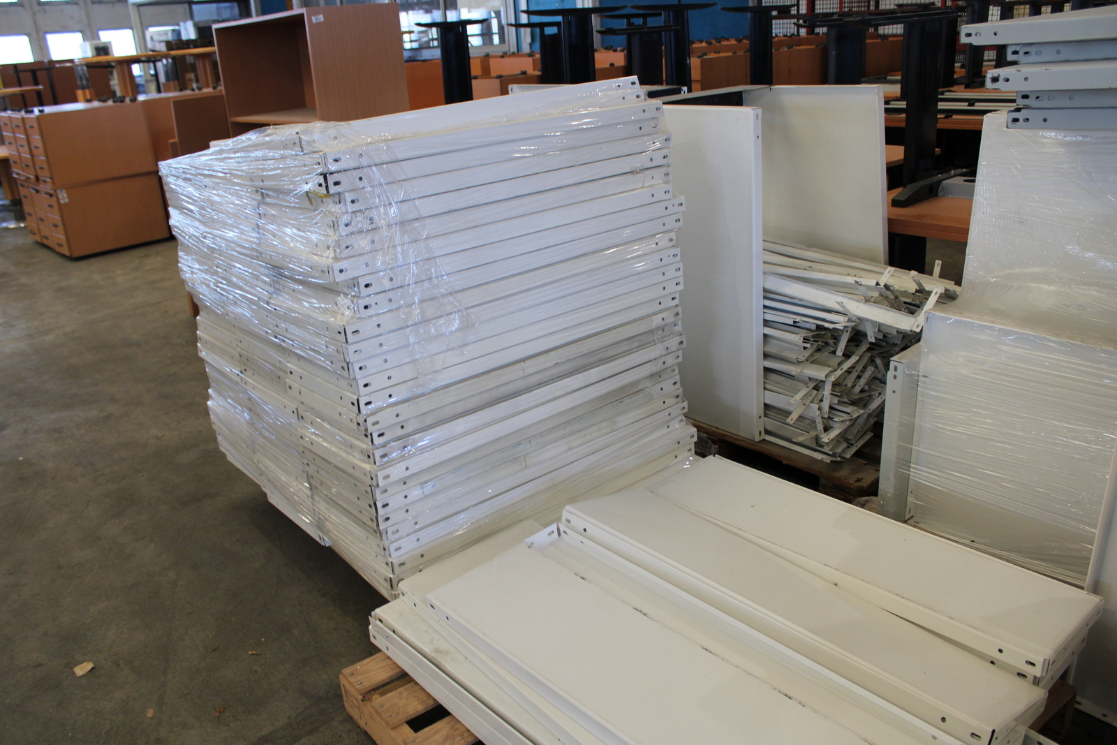 Polcos állvány elemek 16