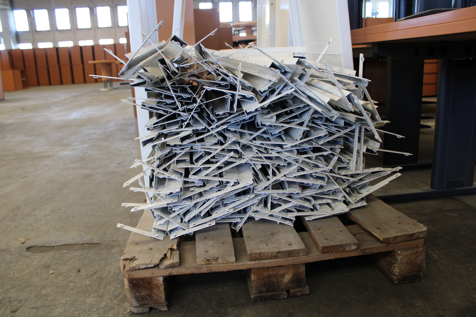 Polcos állvány elemek 27