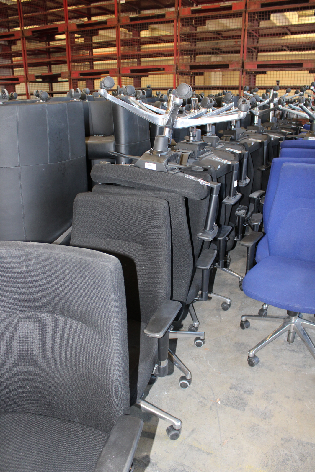 Irodai szék (Orlando-fekete) 2