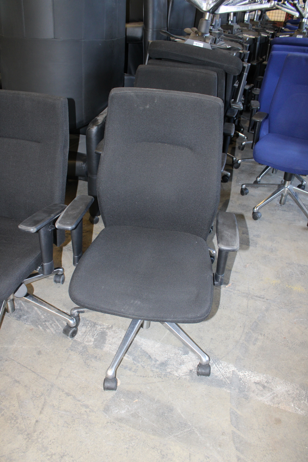 Irodai szék (Orlando-fekete) 3