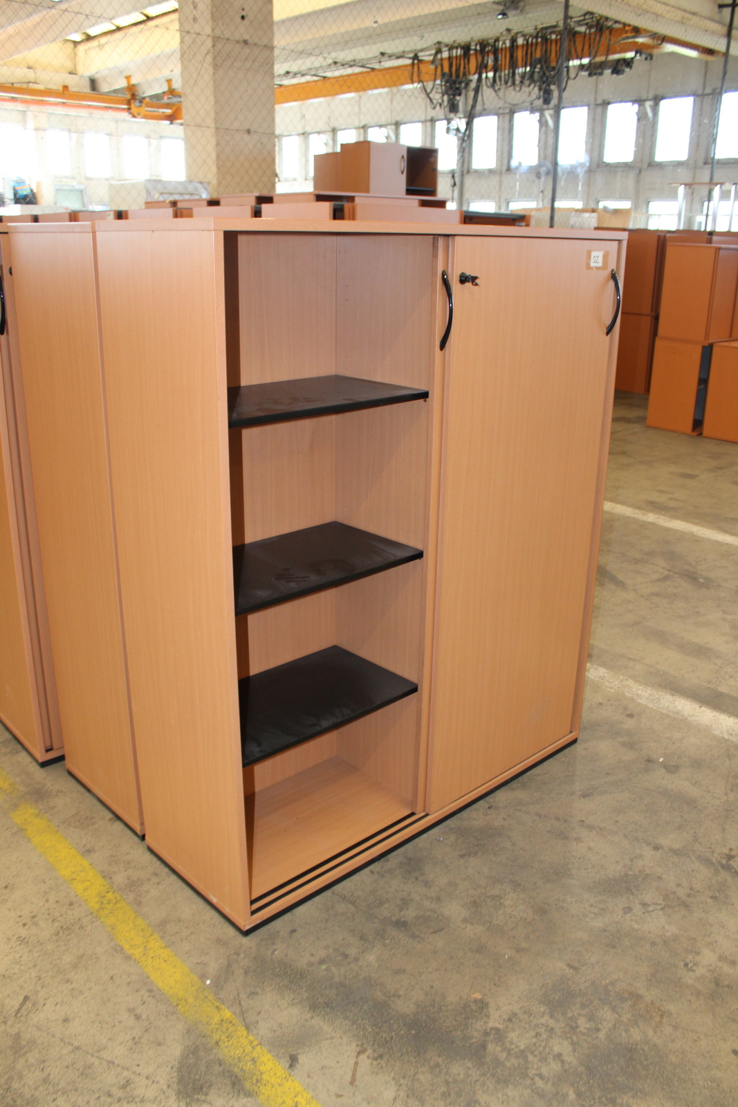 Polcos szekrény (tolóajtós) 7