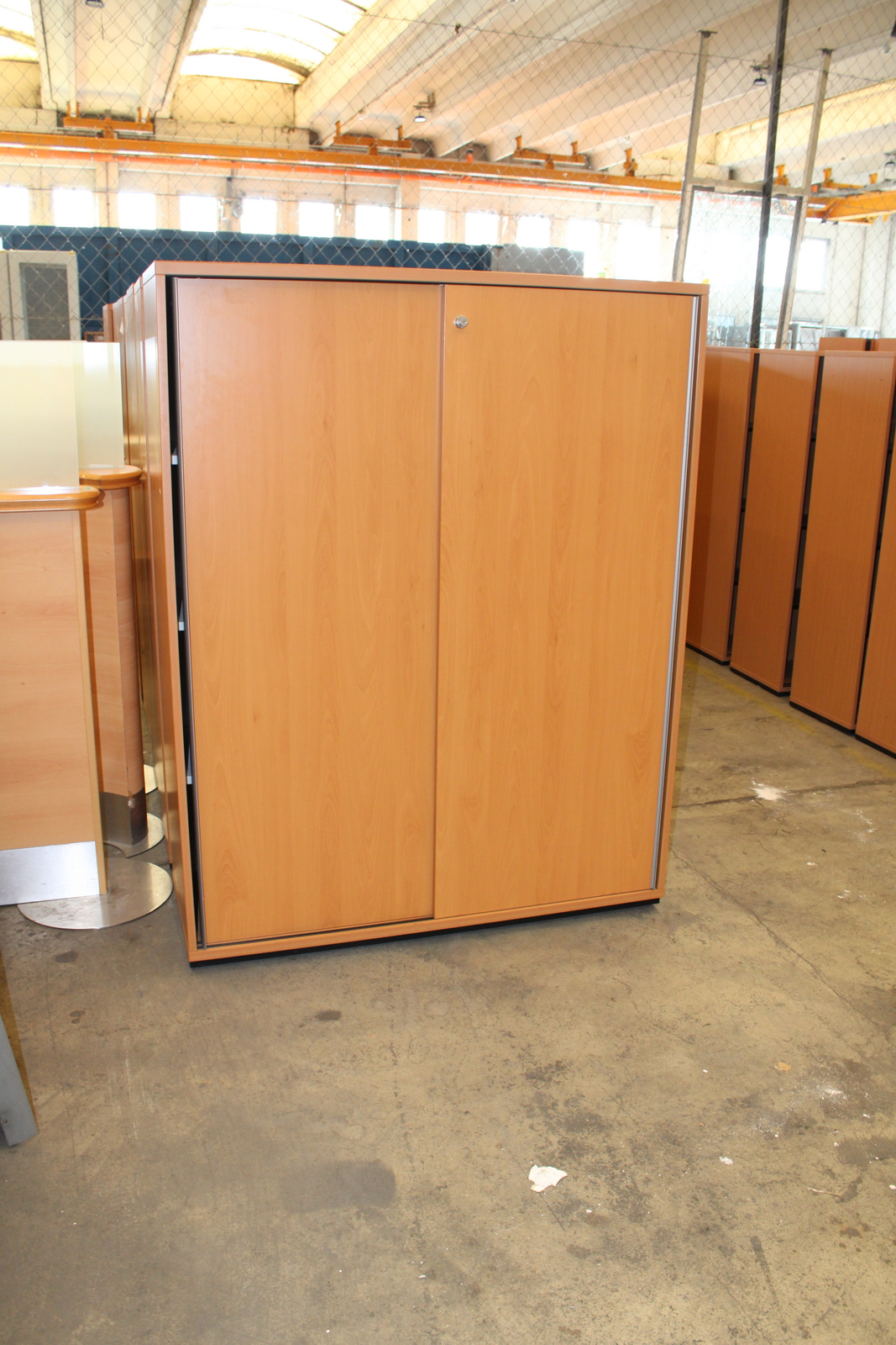 Polcos szekrény (Svoboda- alsó és felső szekrény) 2