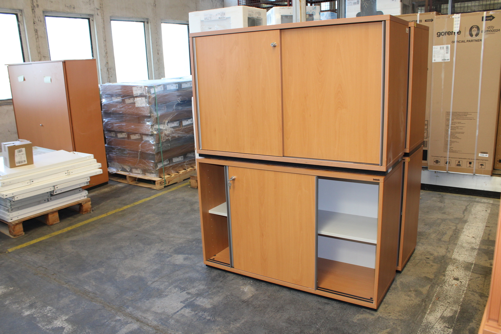 Polcos szekrény (Svoboda-alsó szekrény) 2