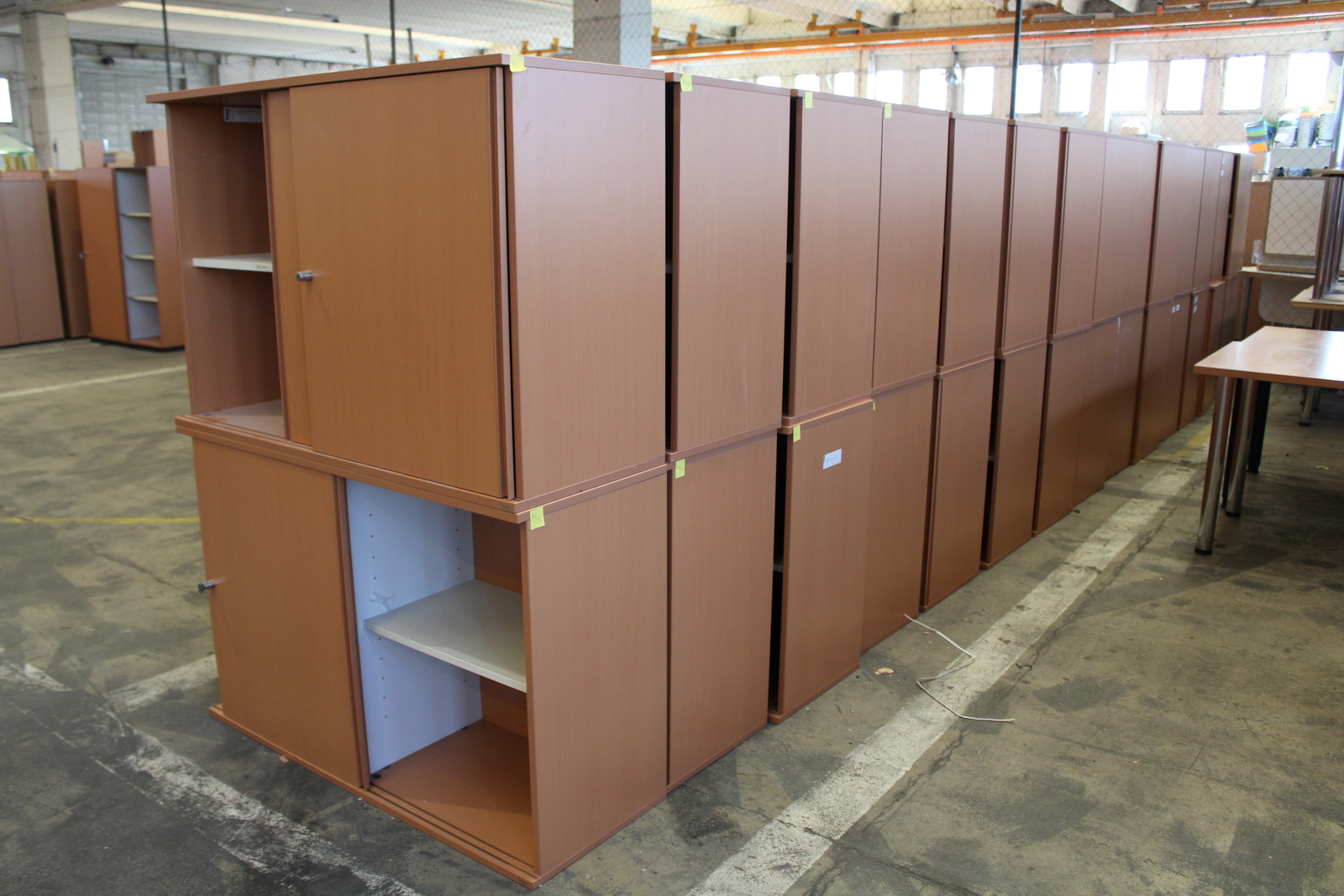 Polcos szekrény (Bene-alsó és felső szekrény) 9