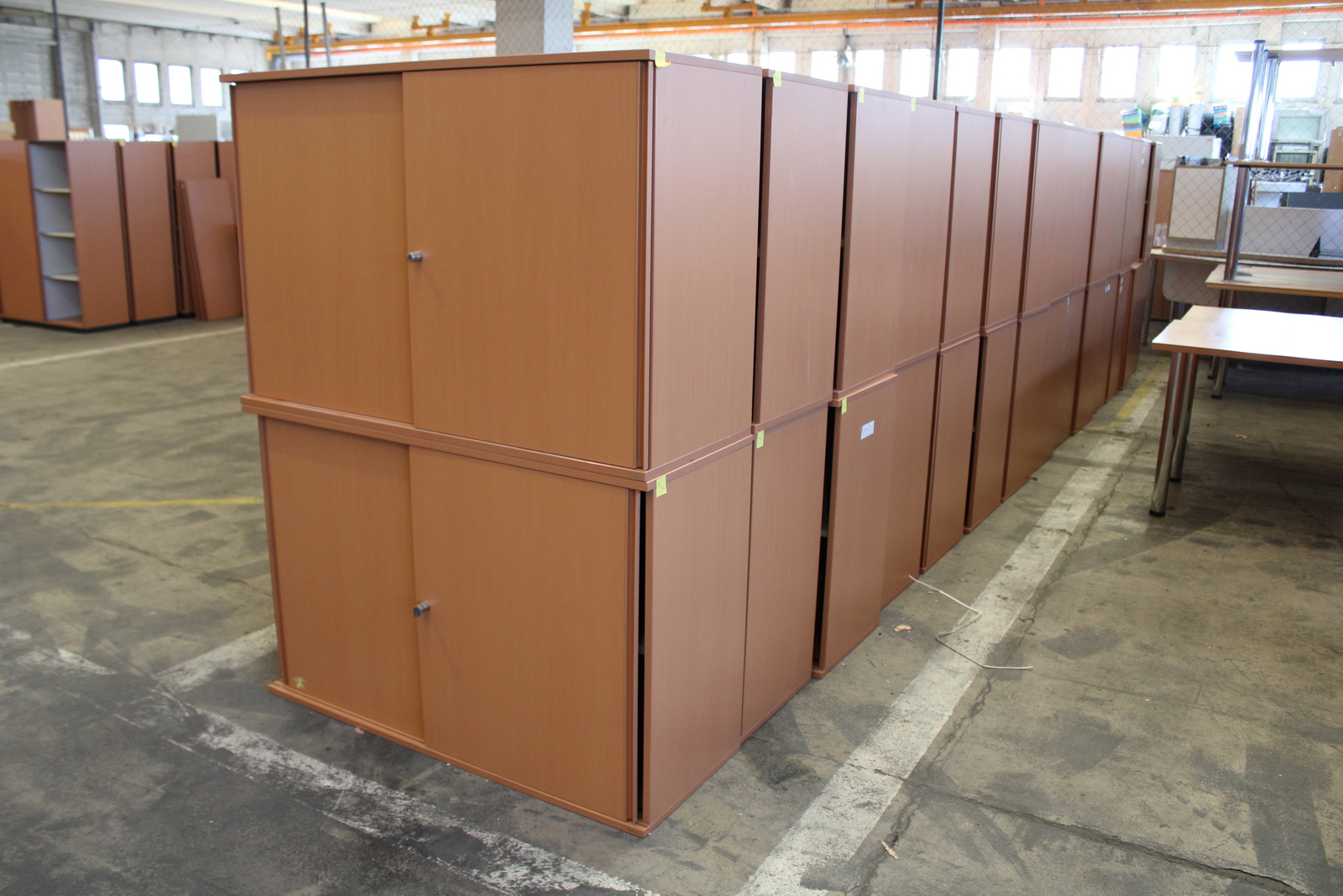 Polcos szekrény (Bene-alsó és felső szekrény) 12