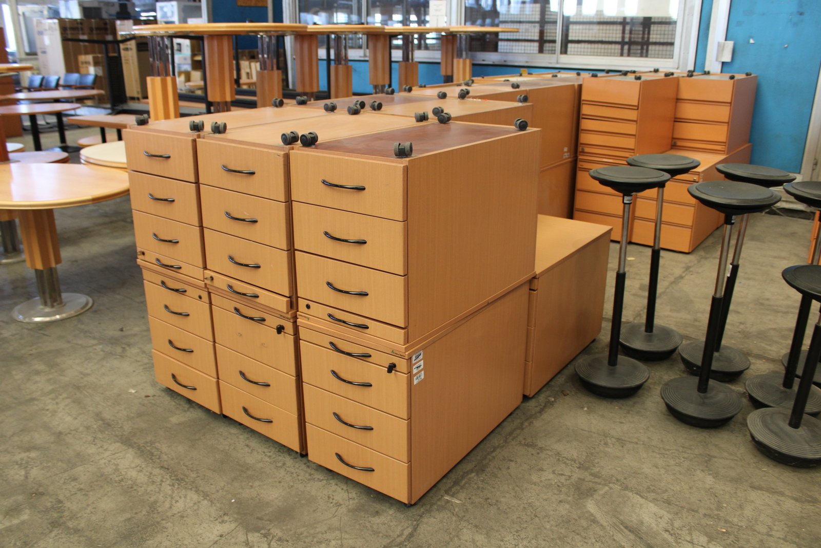 Vegyes konténerek 10