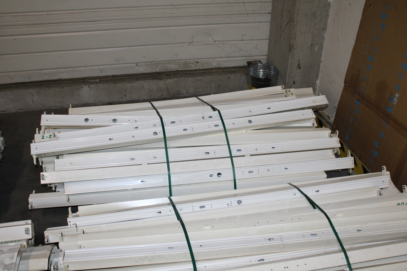 LED csöves lámpatestek 8