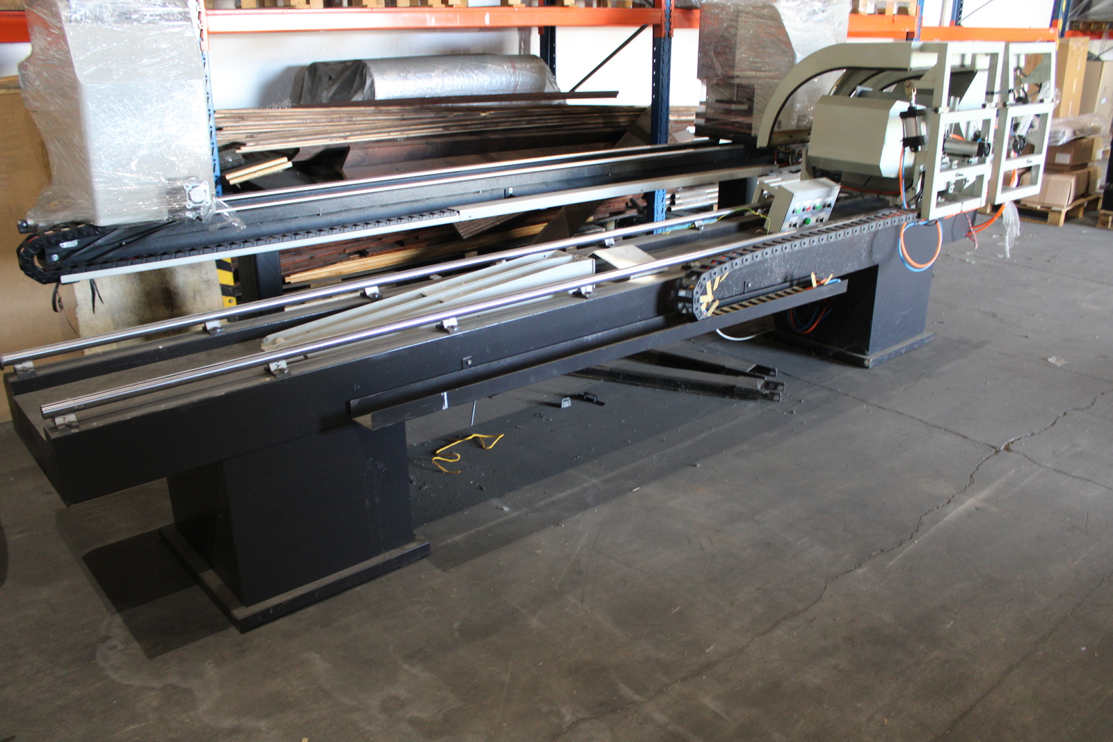 Kétfejes vágófűrész PVC profilokhoz BOHMAN Machinery